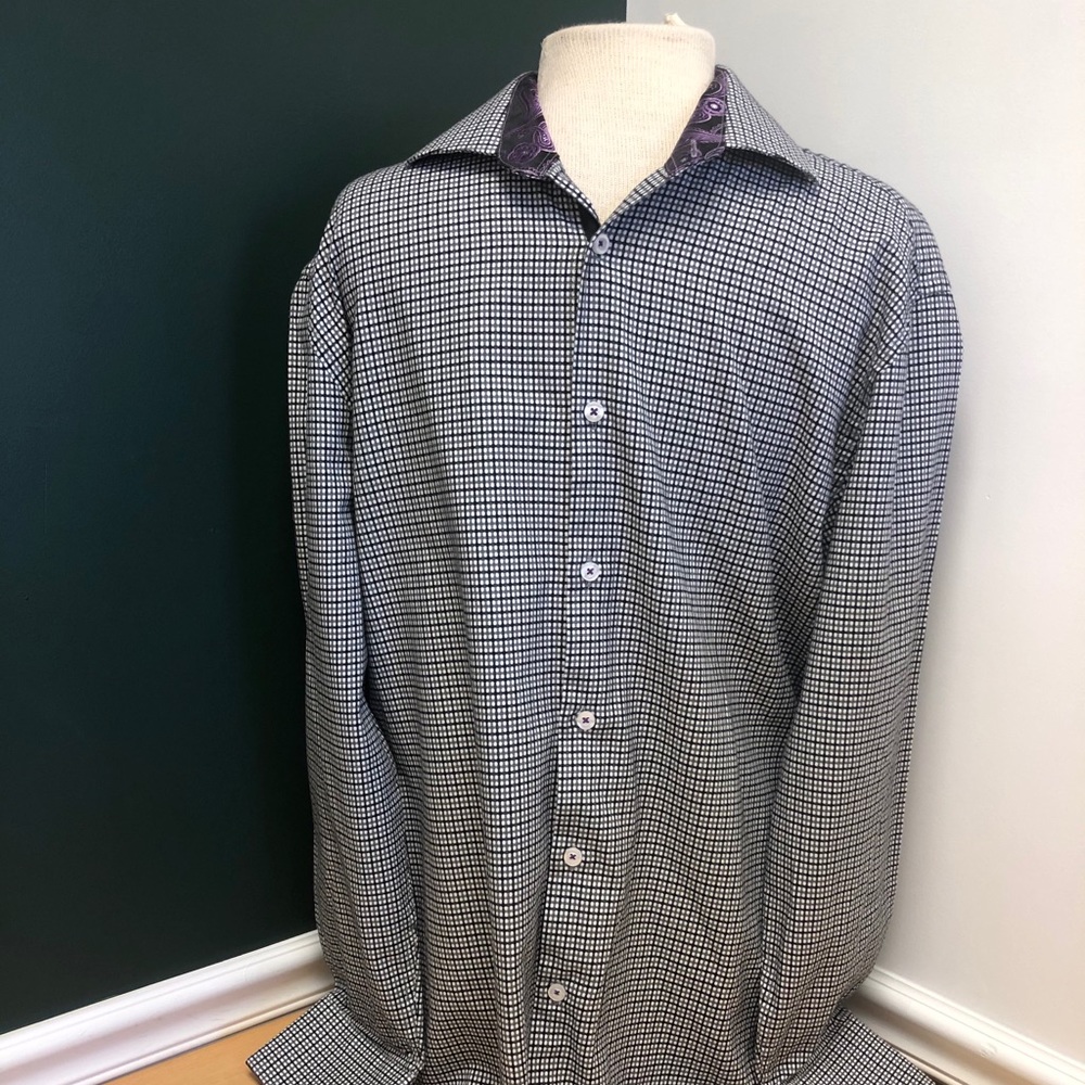 Men’s Michelson London size Large long sleeve